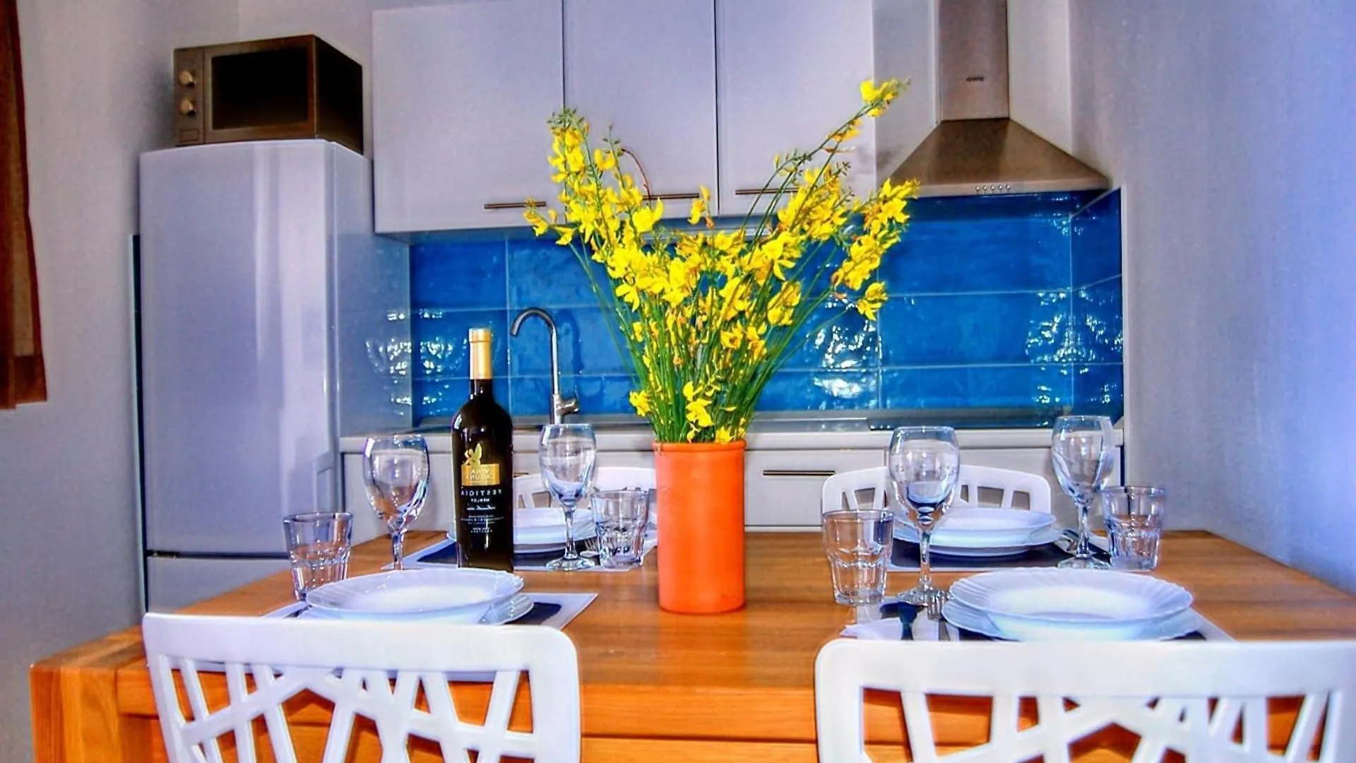 Nice Apartment With Roofed Terrace Veli Rat Κροατία