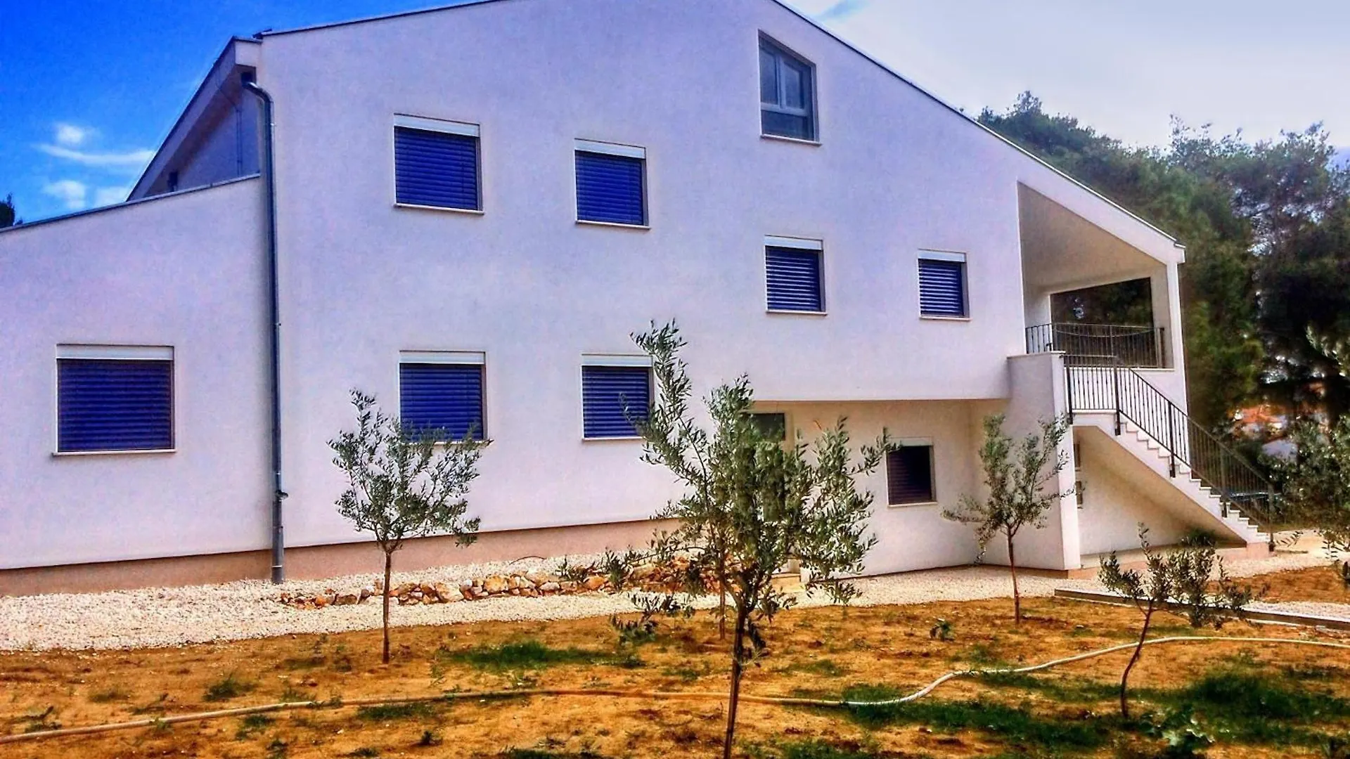 Nice Apartment With Roofed Terrace Veli Rat